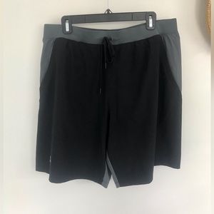Mens Under Armour Swim Trunks size XL